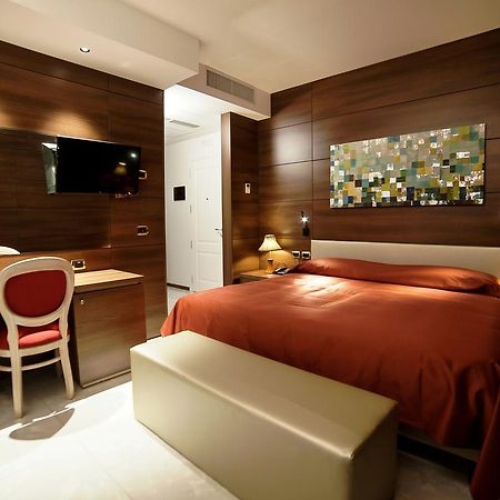 Family Center Hotel Атена-Лукана Экстерьер фото