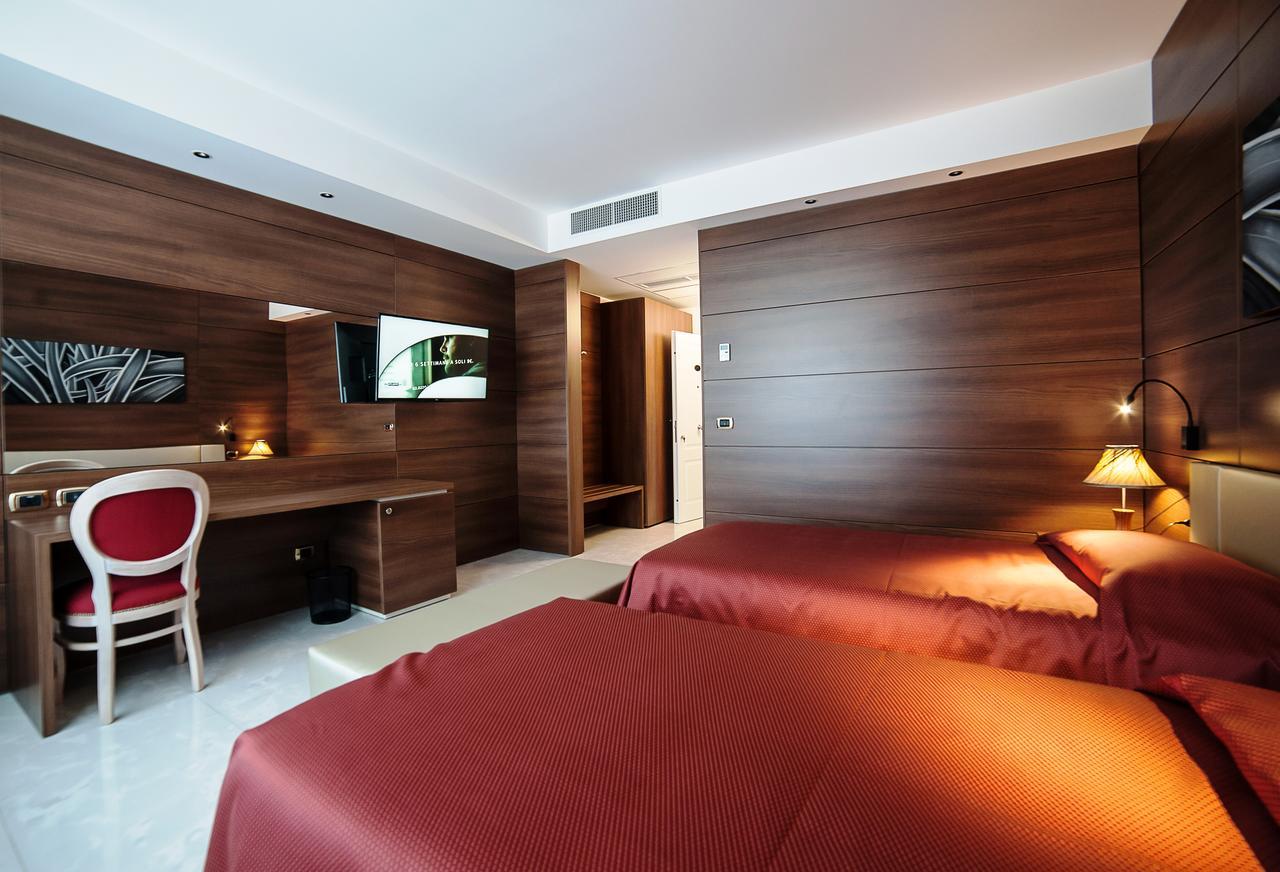 Family Center Hotel Атена-Лукана Экстерьер фото