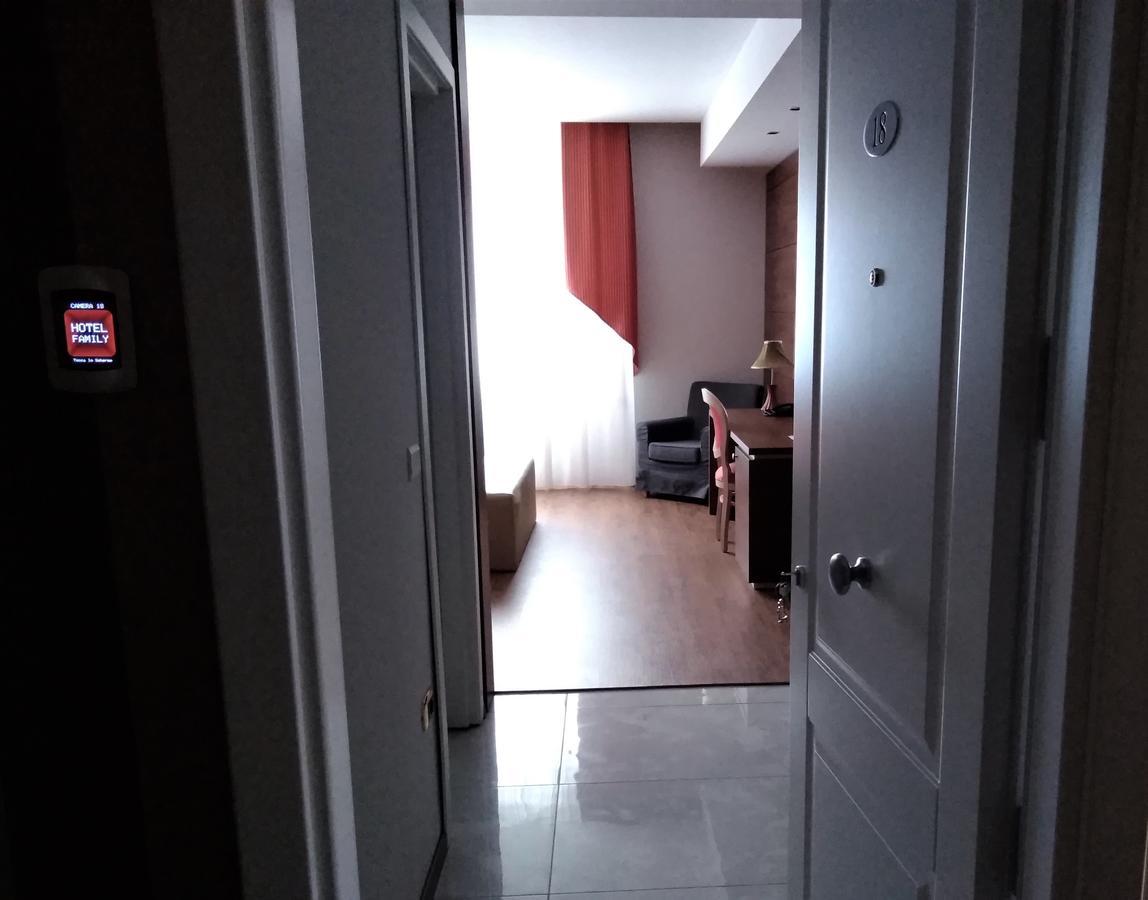 Family Center Hotel Атена-Лукана Экстерьер фото